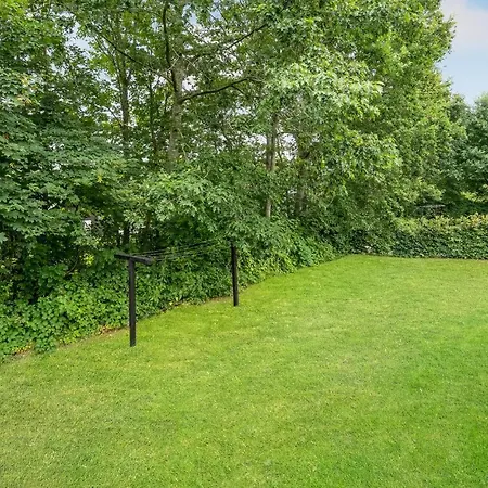 Cozy In Haderslev With Kitchen Сasa de vacaciones *